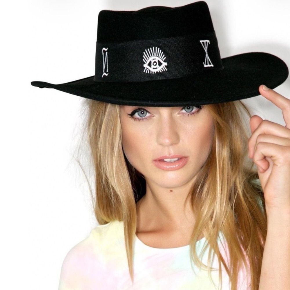 UNIF Relic Hat Women OS Black Wool Occult Embroidered Wide Brim Hat